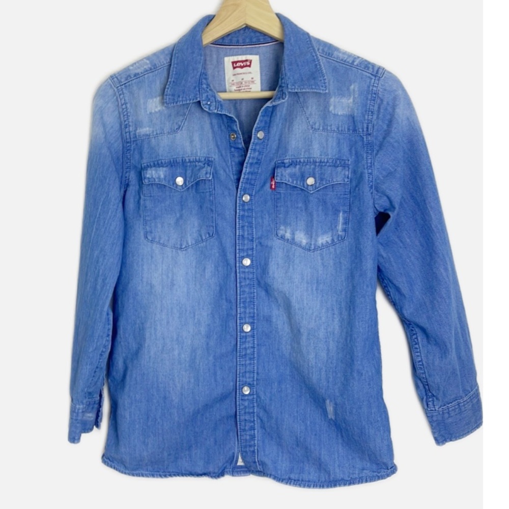 Levi’s western pearl snap shirt M